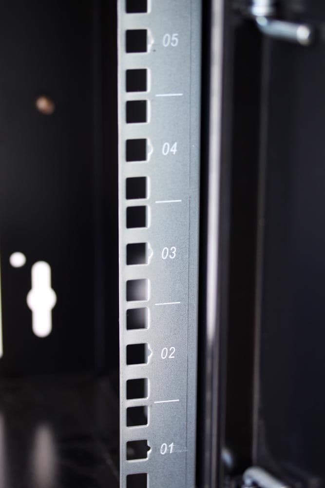 Armadio Rack 19'' a Muro 9U prof. 450 Grigio Assemblato - 5