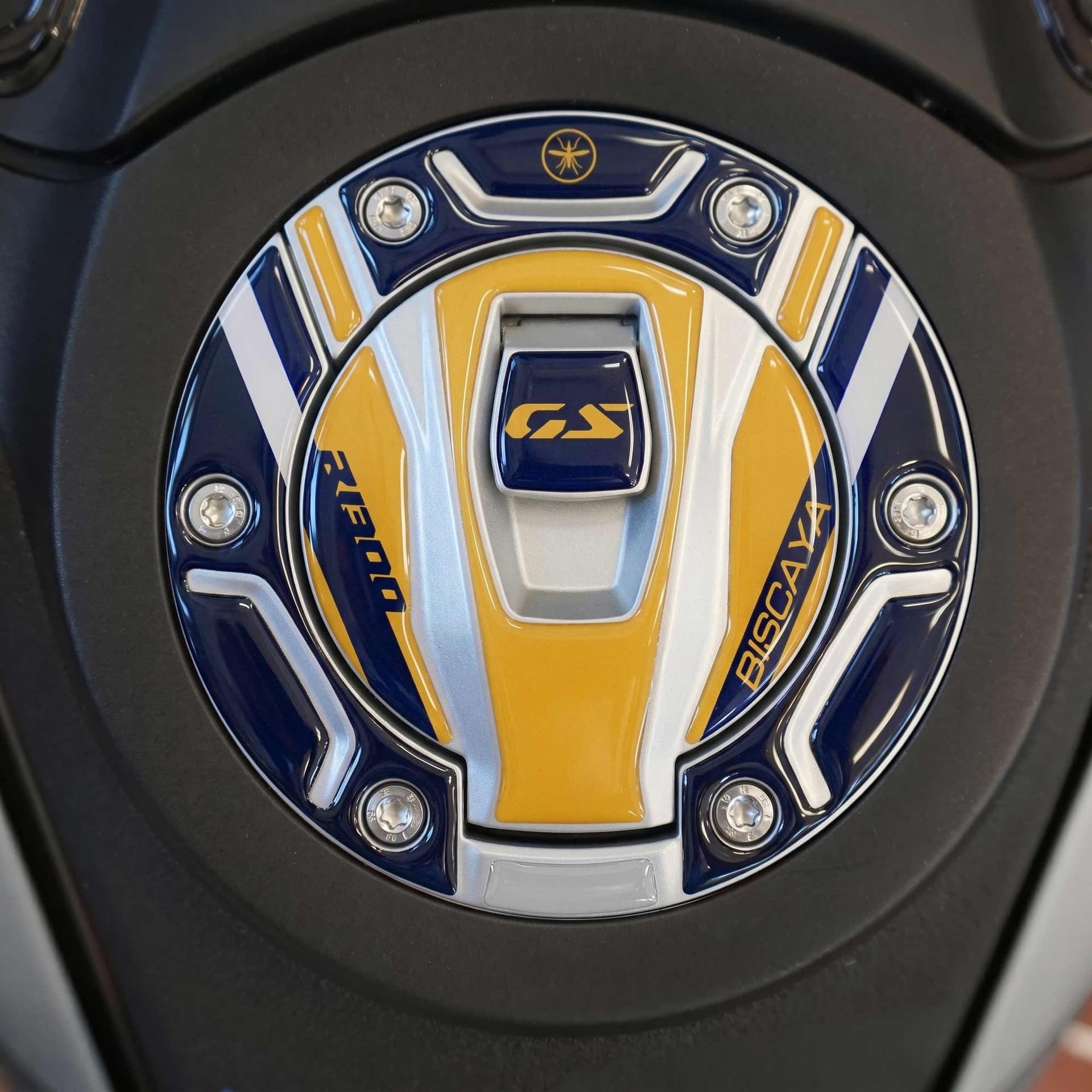 Adesivo 3D Protezione Tappo moto compatibile con BMW R 1300 GS 2026 - 17