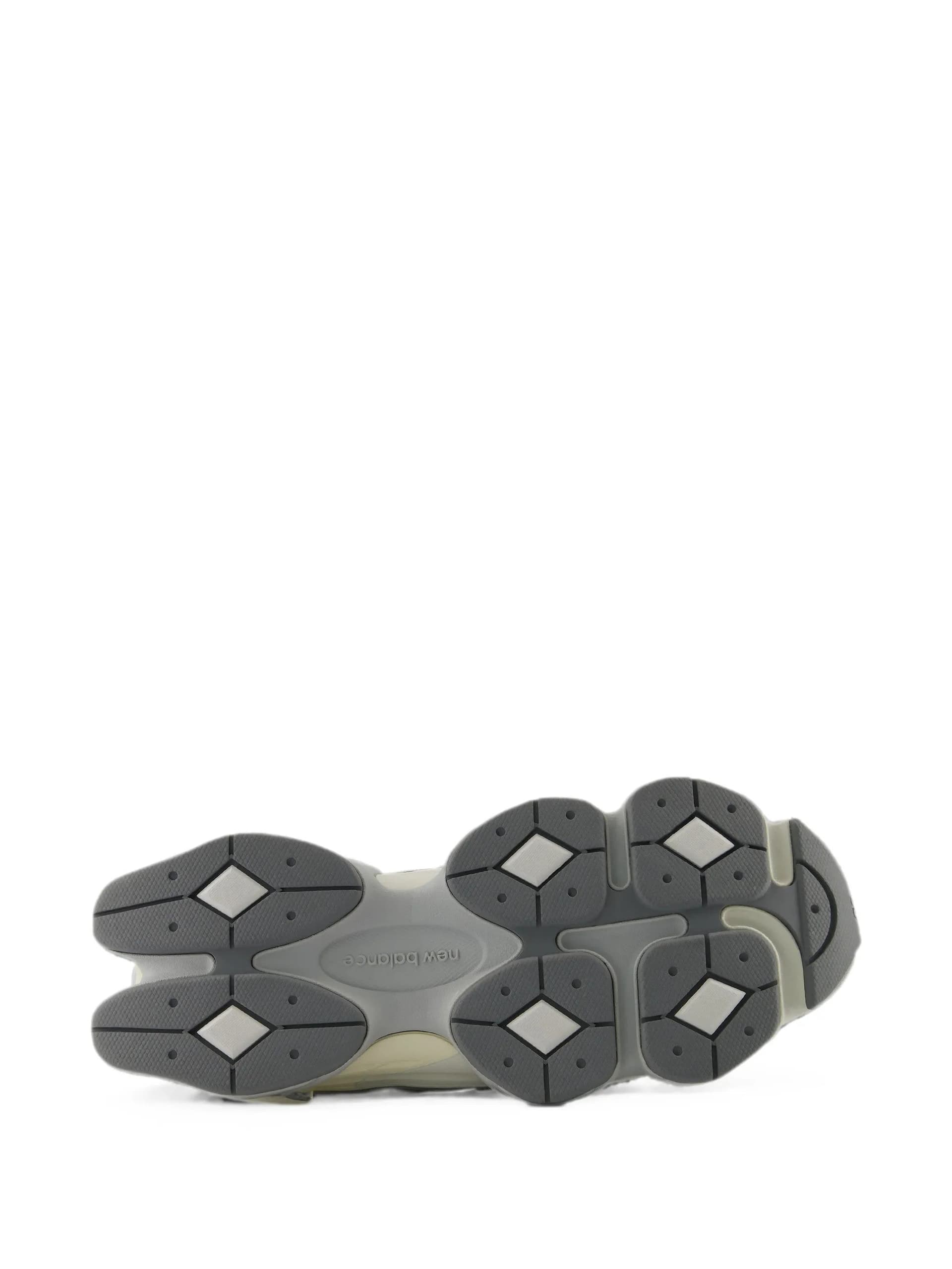 NEW BALANCE  SNEAKERS - 5