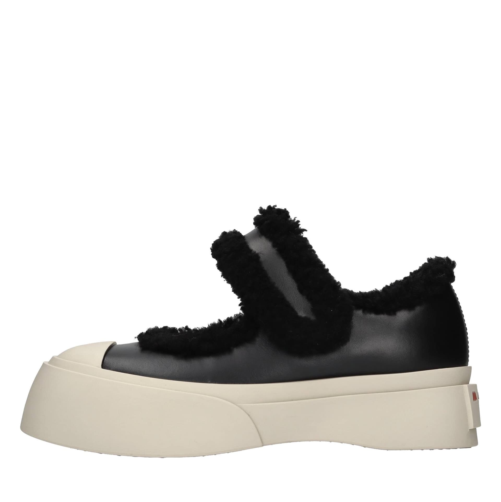 Marni  Scarpe basse Nero