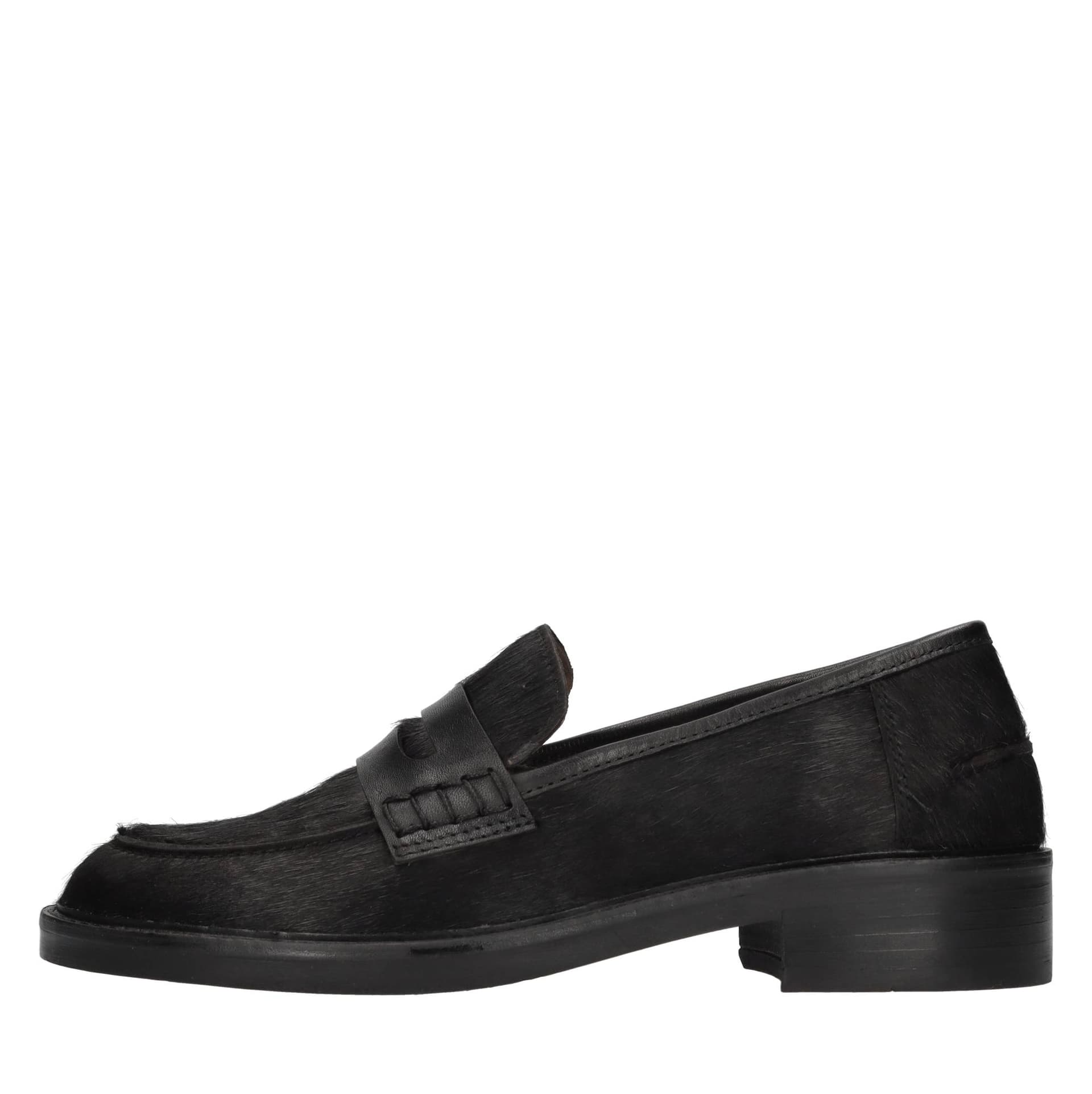 Emanuelle Vee  Scarpe basse Nero