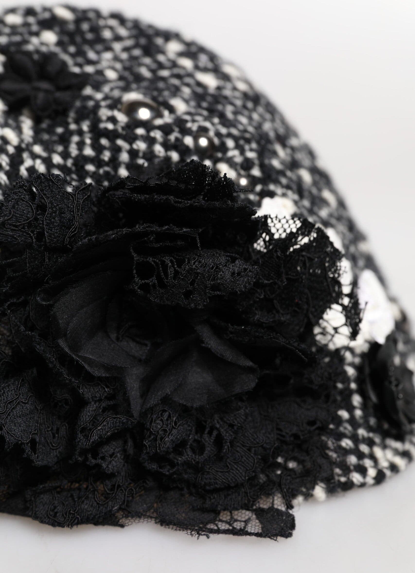 Dolce & Gabbana Black Wool White Floral Embellished Cloche Hat - 5