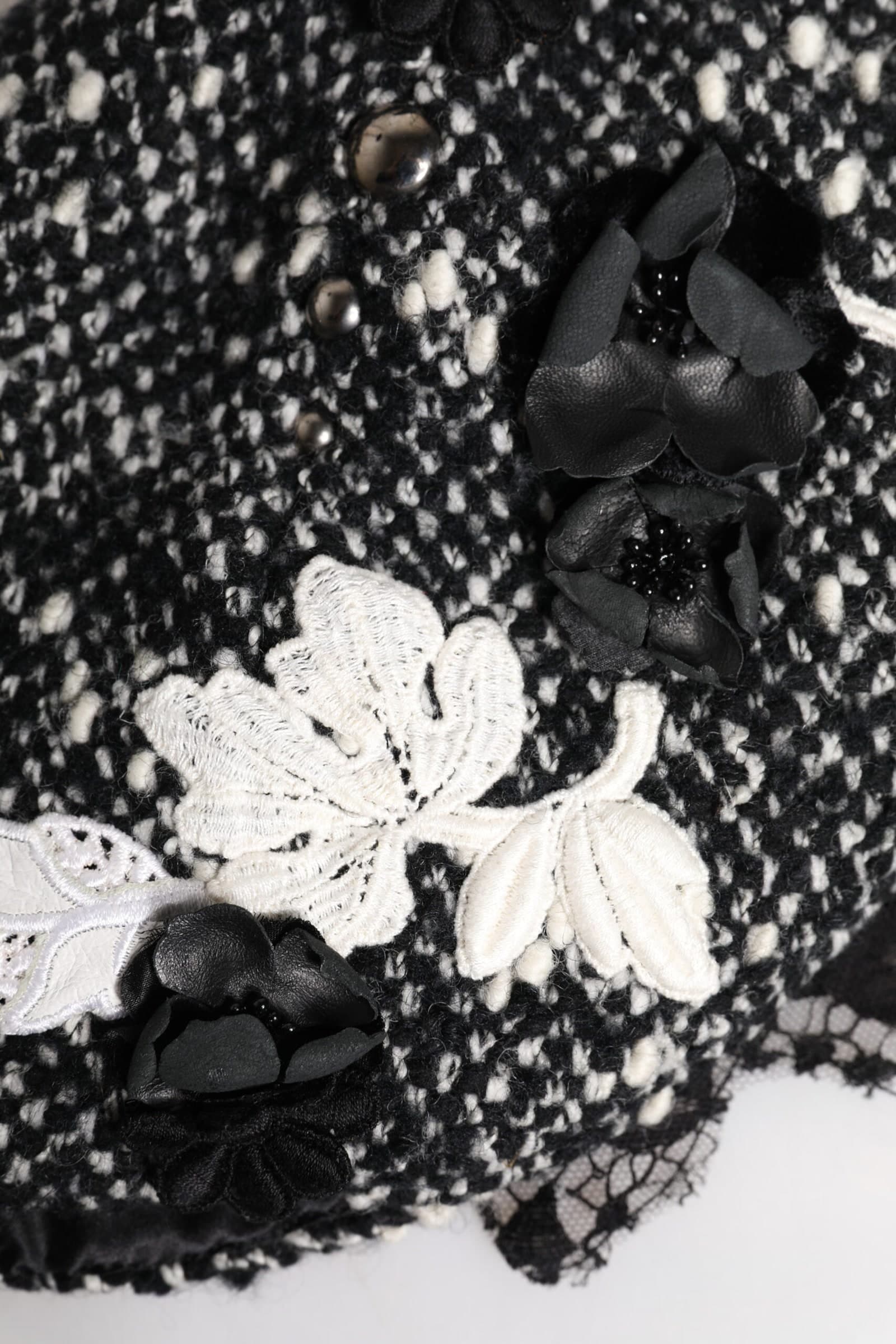 Dolce & Gabbana Black Wool White Floral Embellished Cloche Hat - 7
