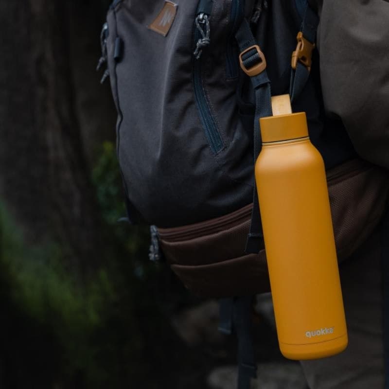 Quokka Solid con cinturino - Bottiglia termica in acciaio inossidabile da 630 ml con cinturino (senape) - 5