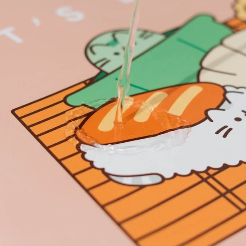 Pusheen - Tappetino da gioco/scrivania XXL in similpelle PU della collezione Sushi Roll (60 x 35 cm) - 6