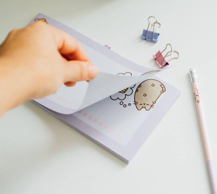 Pusheen - Quaderno con calamita da frigo + matita della collezione Moments - 6