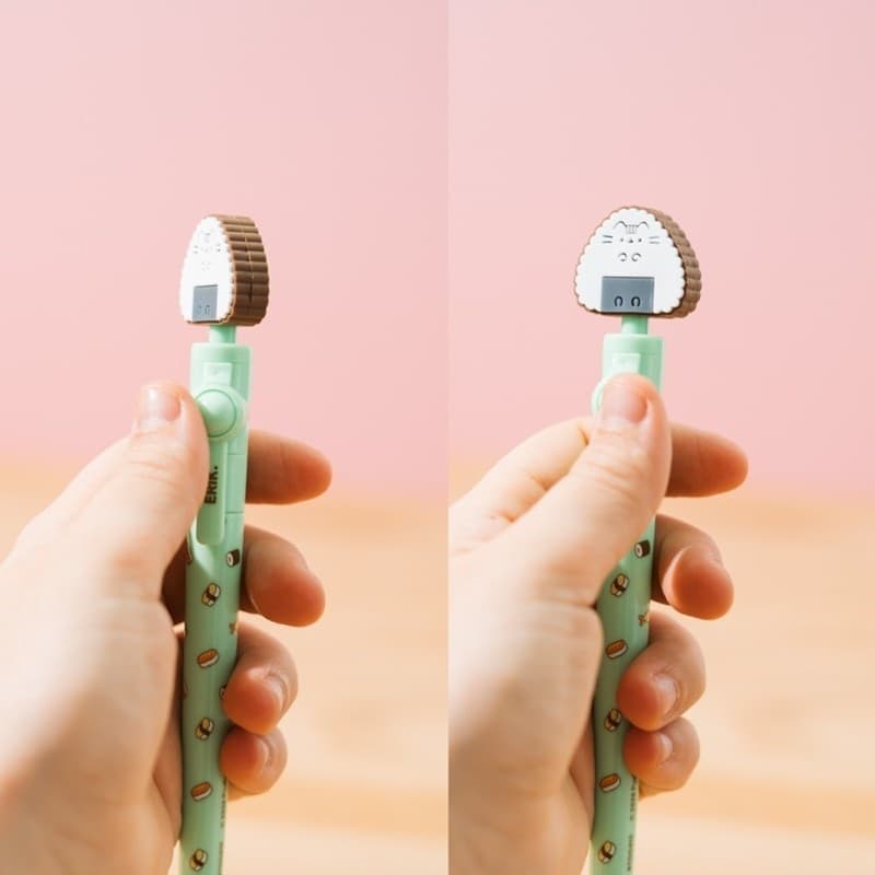 Pusheen - Penna a sfera girevole 3D della collezione Sushi Roll (verde) - 2