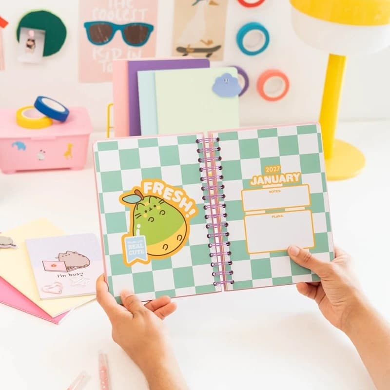 Pusheen - Calendario / Agenda settimanale A5 della collezione Frutta 2026/2027 - 7