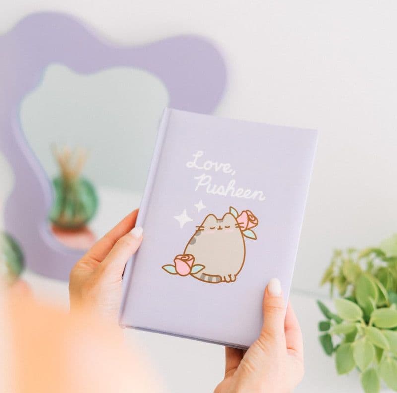 Pusheen - Set quaderno A5 + penna della collezione Moments - 6