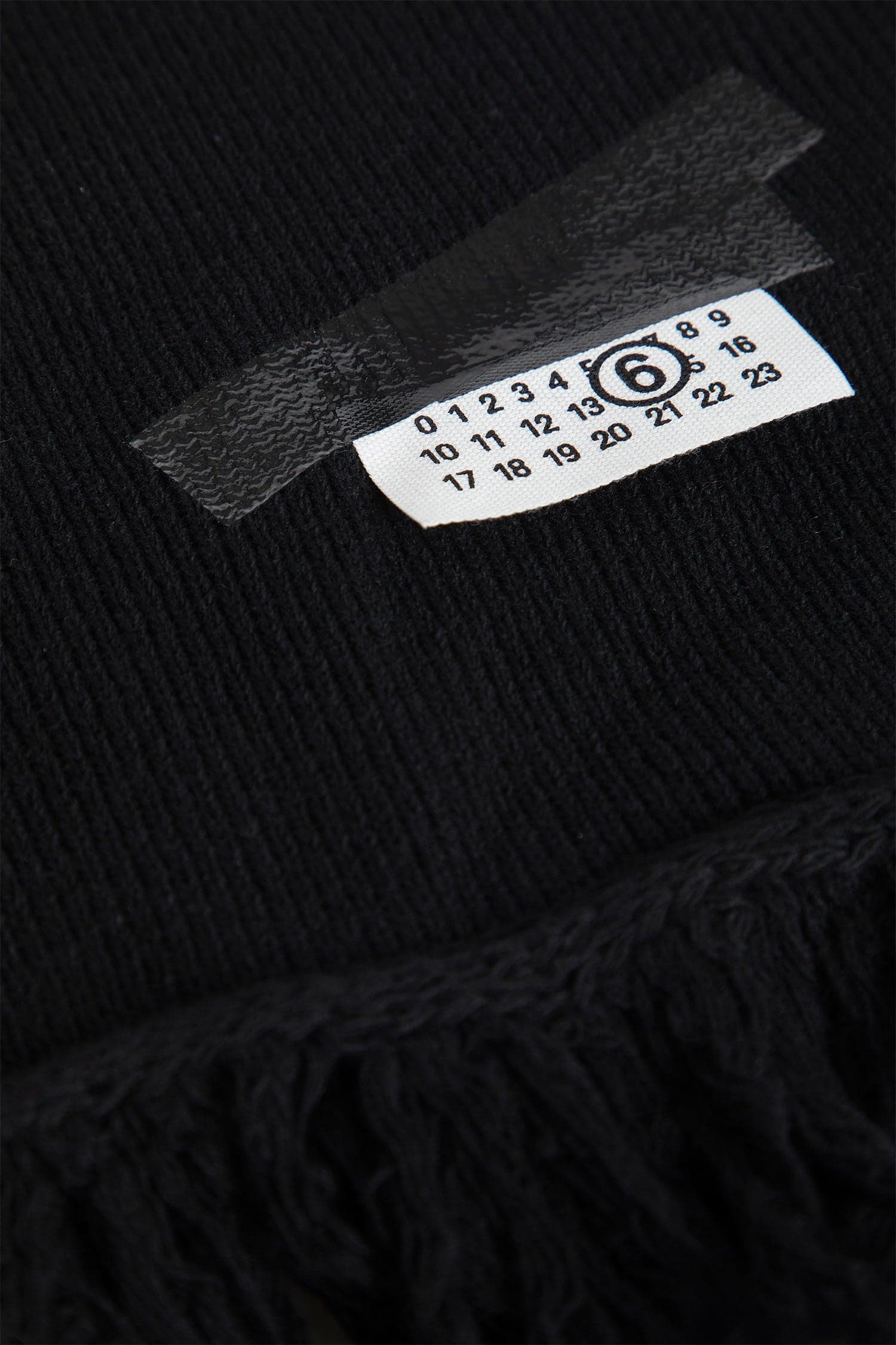 MM6 Maison Margiela  Sciarpa a coste con frange - 5