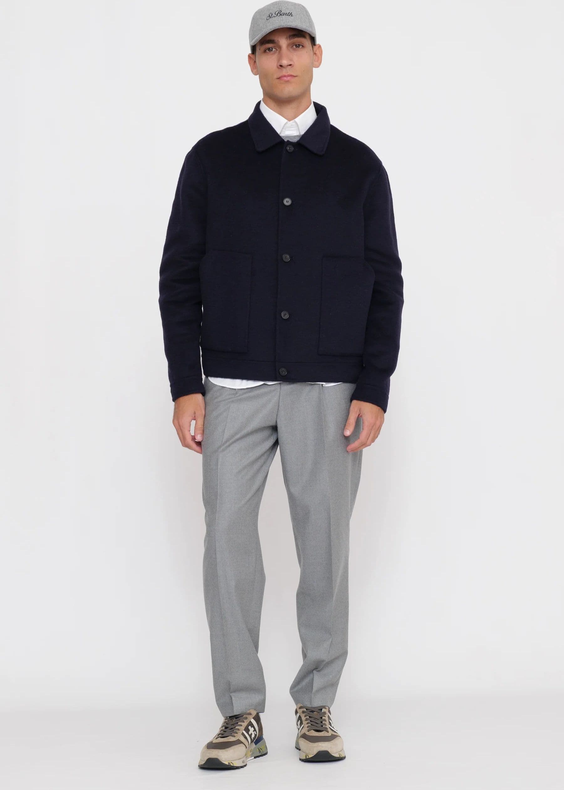 LOWBRAND LOW BRAND Giubbino Uomo Nero in Lana con Bottoni