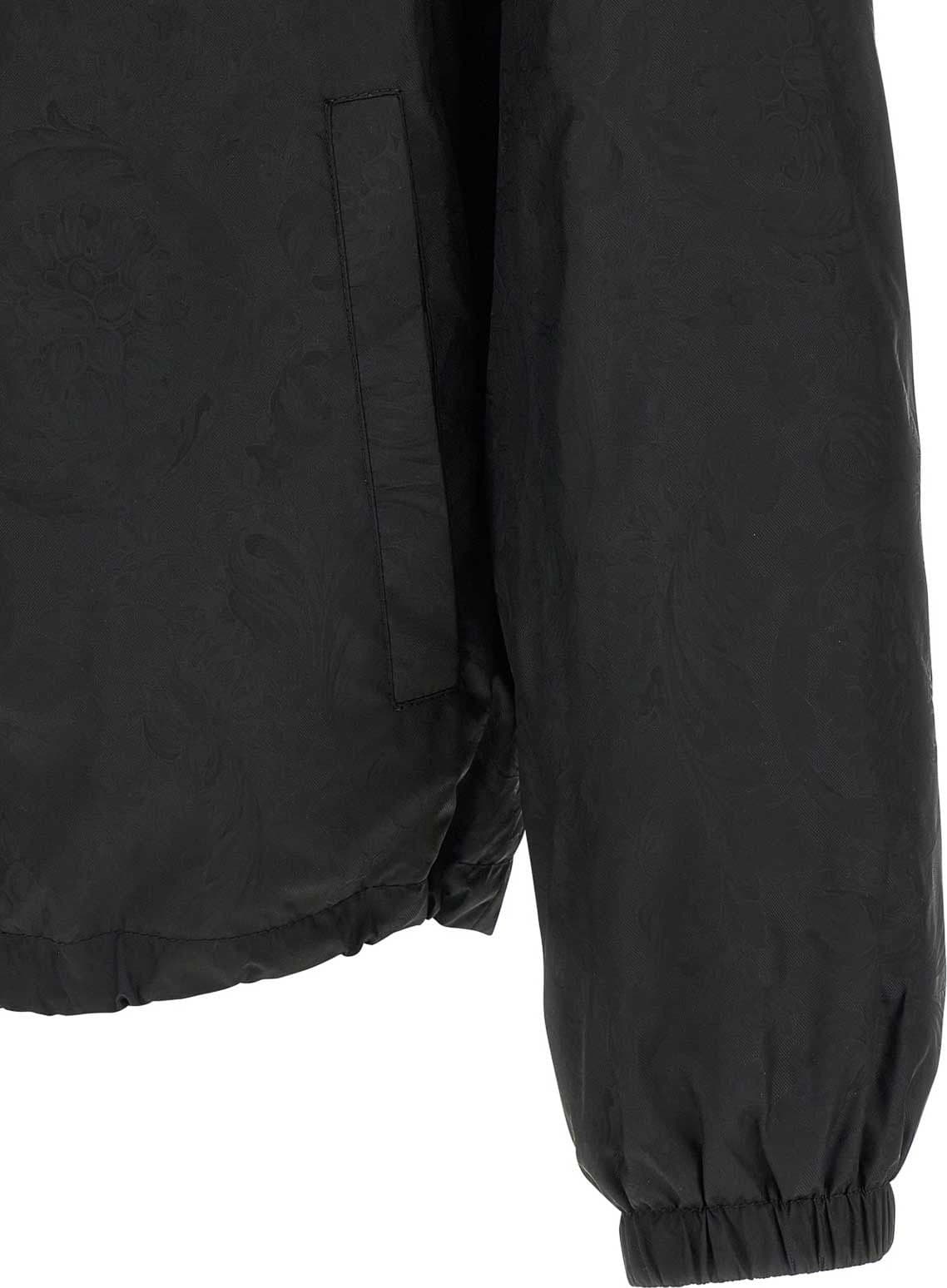 Versace  Giubbino Uomo Nero con Logo – 10198951A15005-1B000 - 5