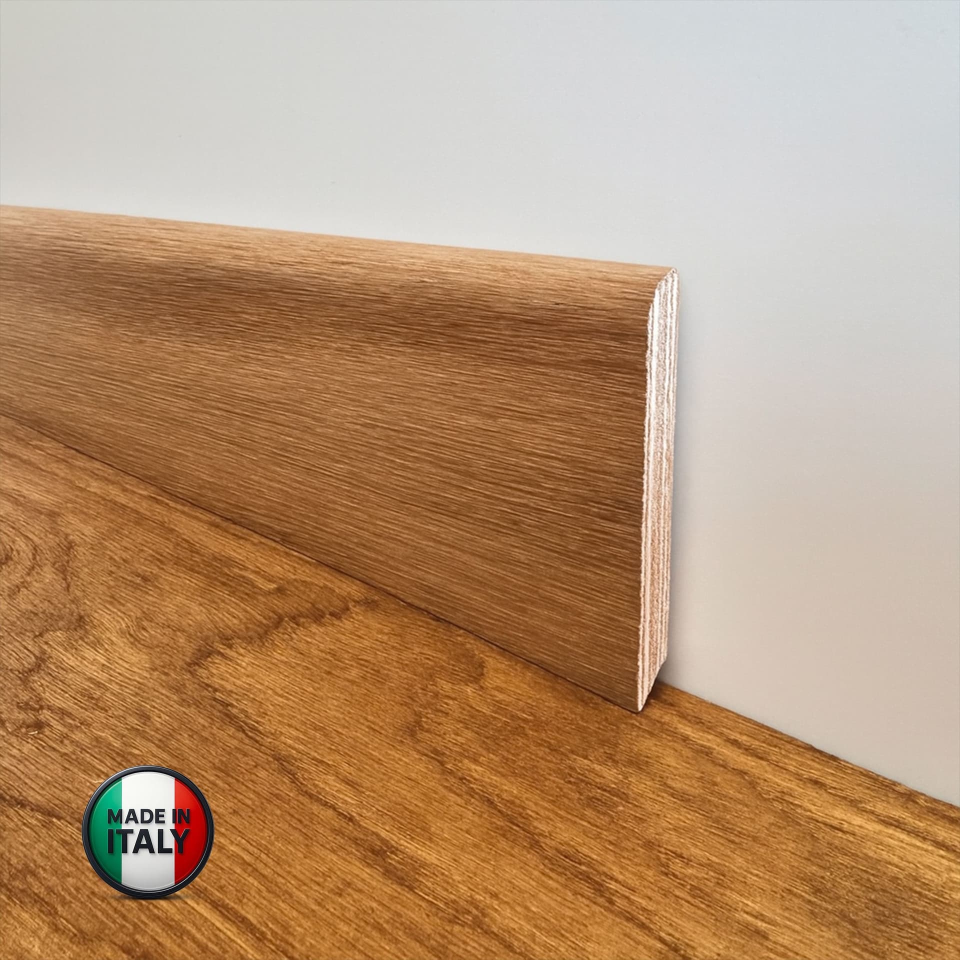 €1,89ml  ** FUORI TUTTO ** Lotti da 108 ml di Battiscopa in legno multistrato impiall. IROKO GREZZO 82x13mm - 3