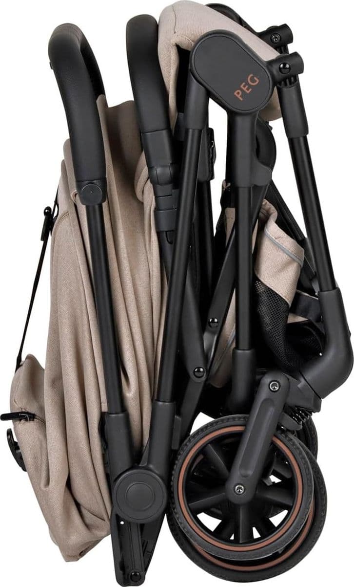 Peg Perego - Passeggino ultracompatto Aria 22 kg - 4
