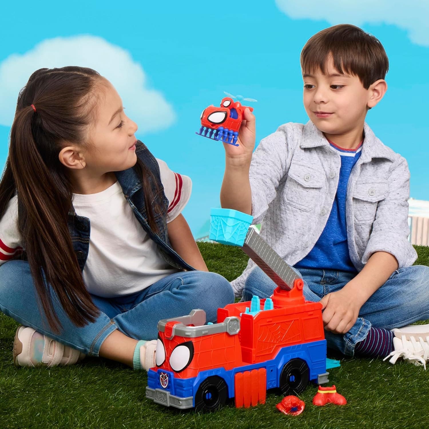 Hasbro - Camion dei Pompieri di Spidey - 5
