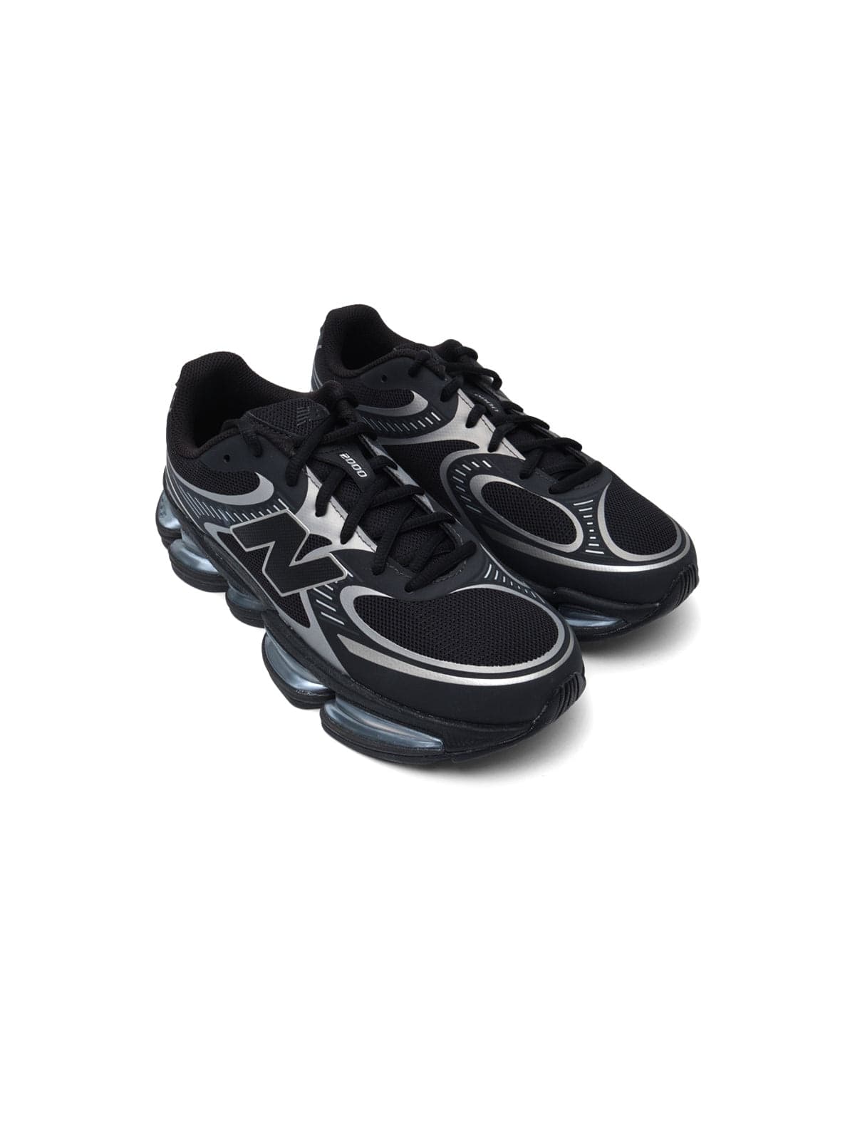 NEW BALANCE 2000 - 2