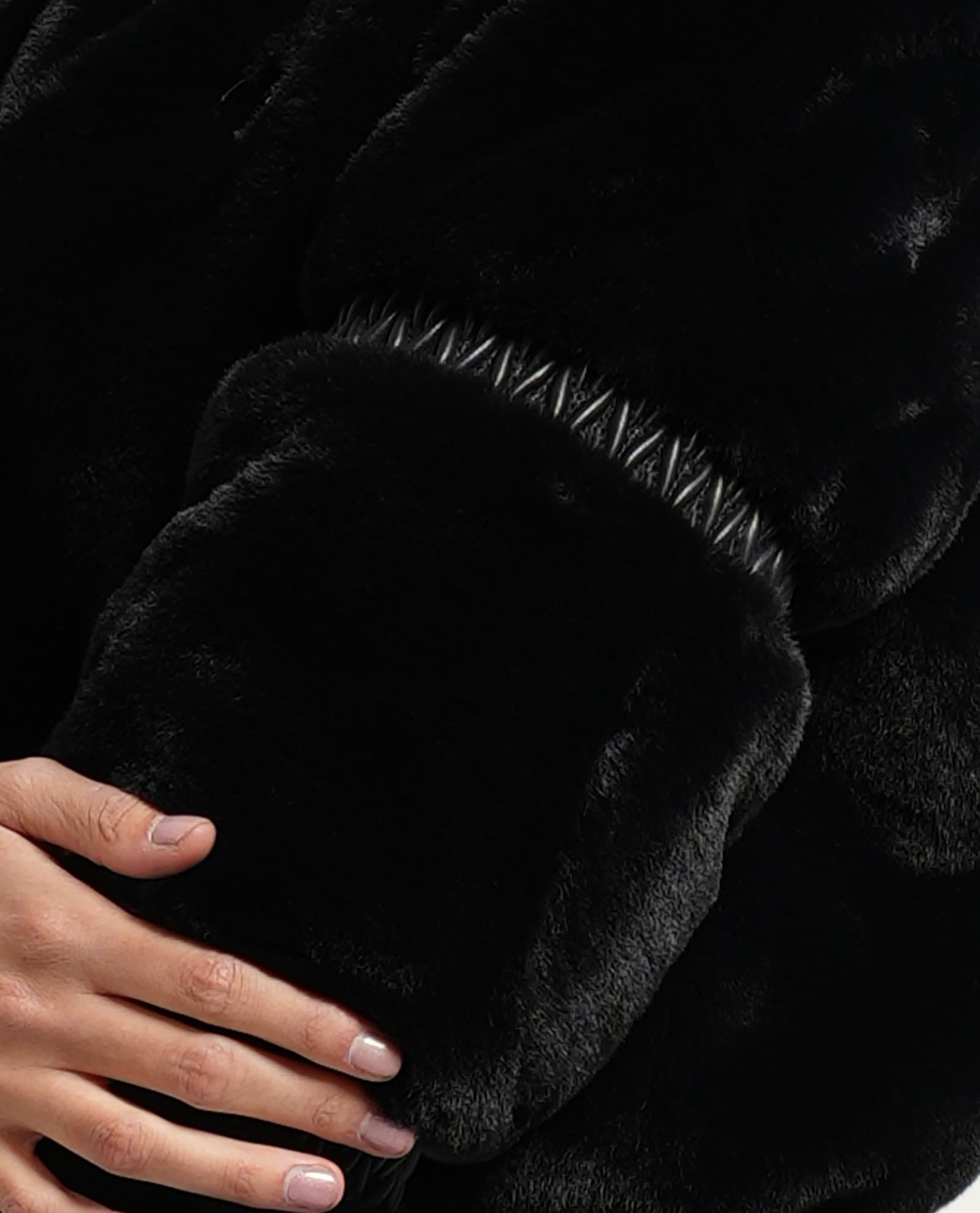 Guess  Giacconi Nero - 5