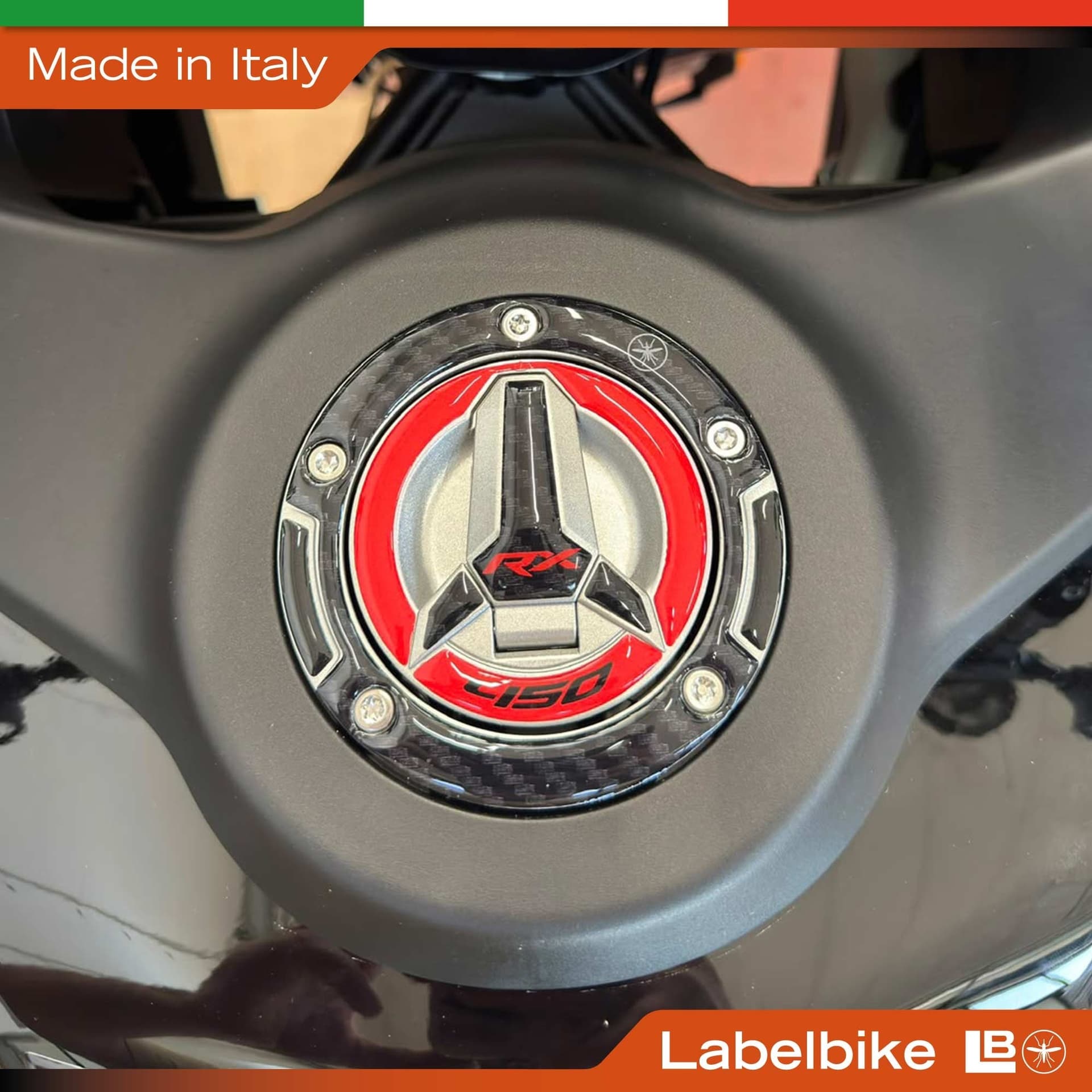 Adesivo 3D Tappo serbatoio moto compatibile con QJ Motor SRT 450 RX 2026 - 3