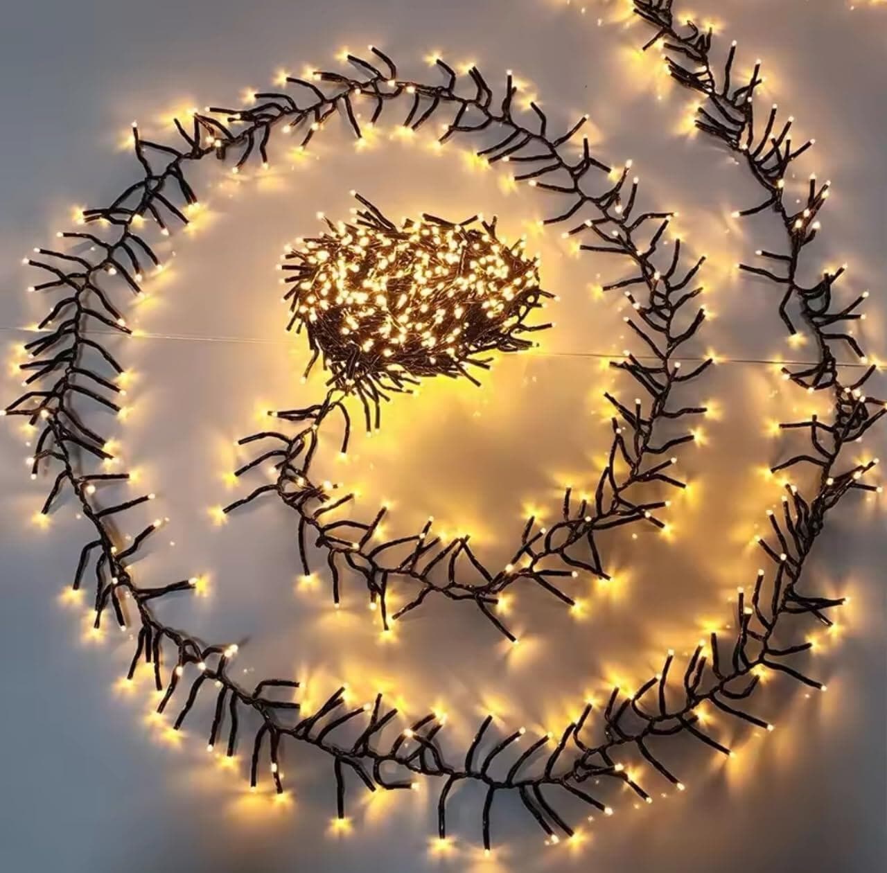Luci di Natale Natalizie 1000 Led BIANCO CALDO a Grappolo per ESTERNO/INTERNO 16.5 metri con 8 Giochi di luce, Timer, Cavo verde, Catena luminosa natalizia per Albero - 3