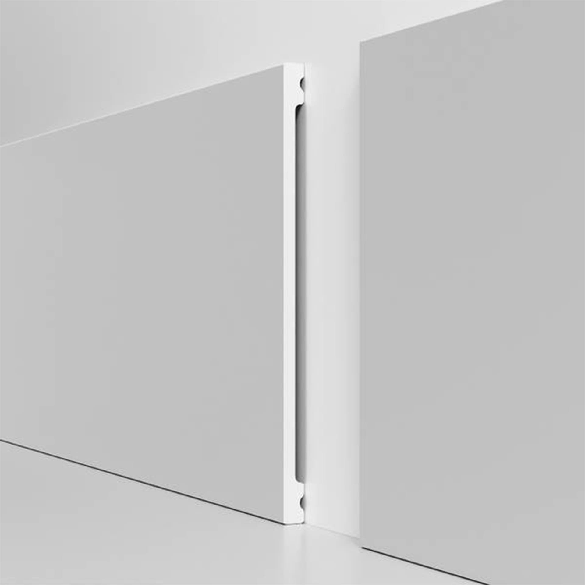 Battiscopa SQUADRATO BIANCO Passacavo 250x13mm in POLIMERI - Polistrutturato (prezzo al metro) - 6