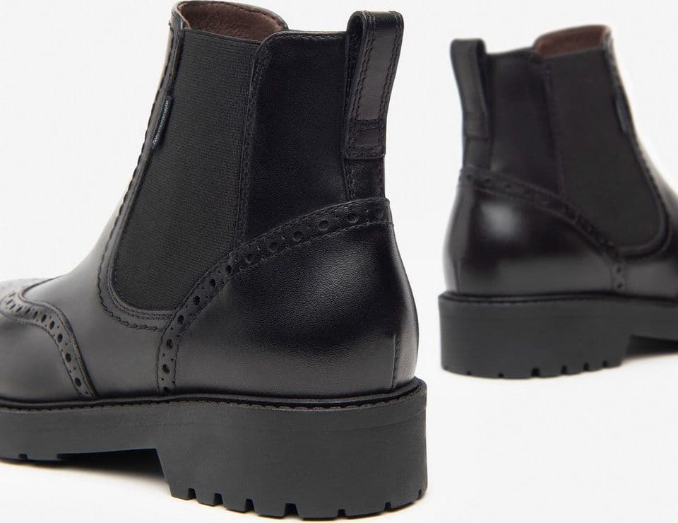 NeroGiardini stivali Chelsea da donna in pelle color nero. - 4
