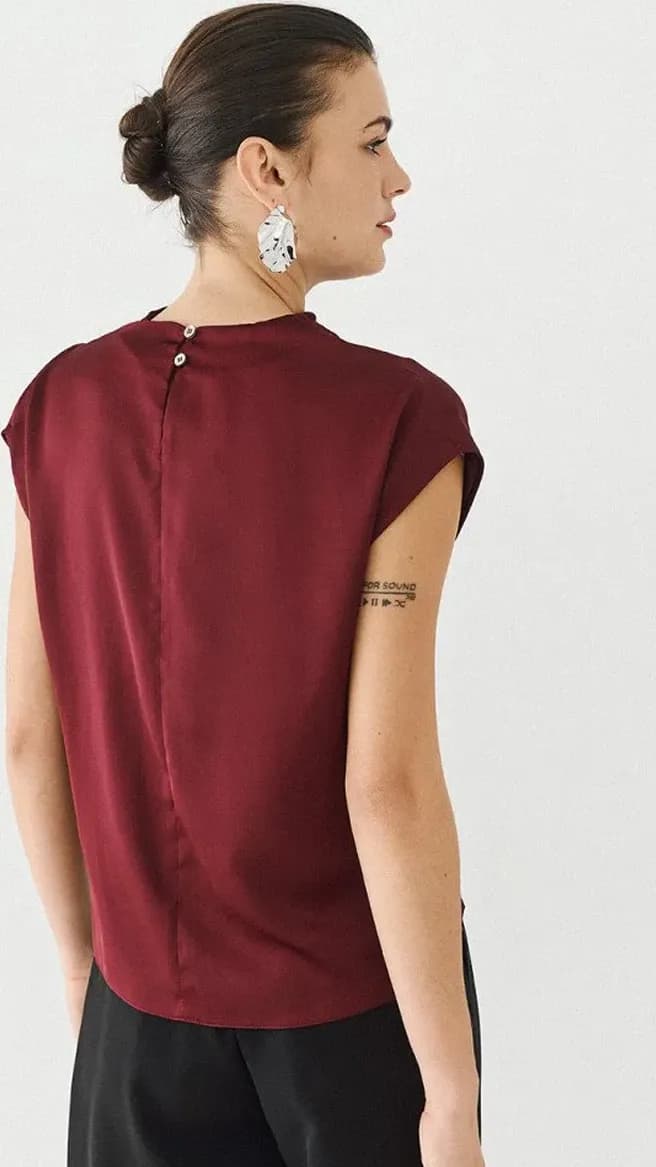 Top in raso con scollo drappeggiato | ACCESS FASHION - 2