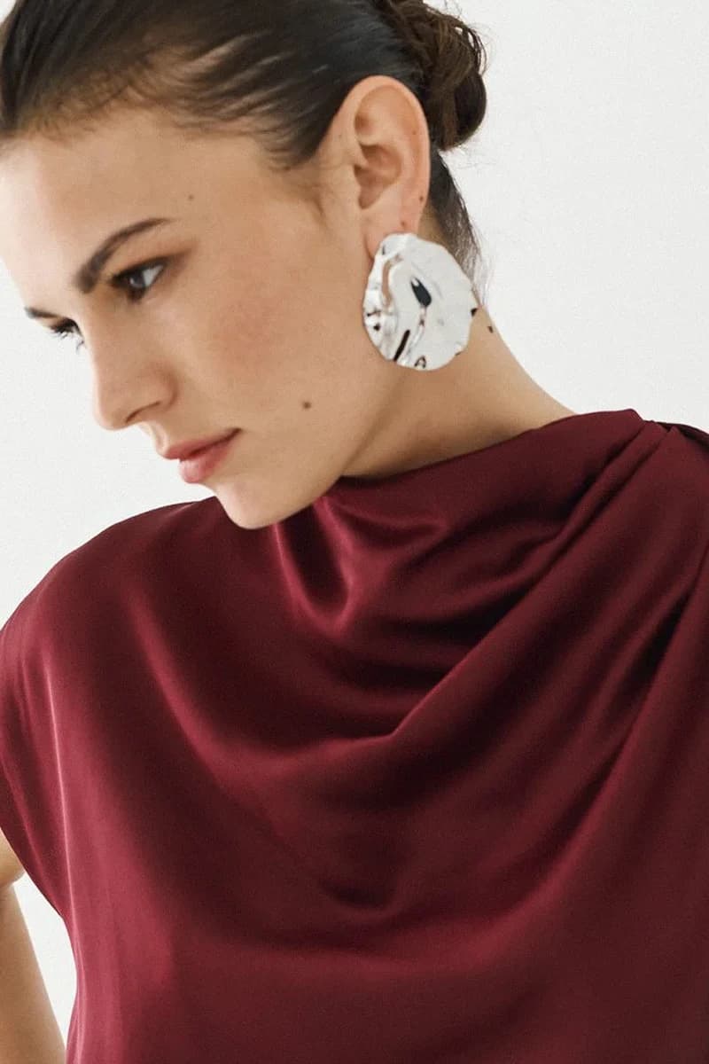 Top in raso con scollo drappeggiato | ACCESS FASHION - 4