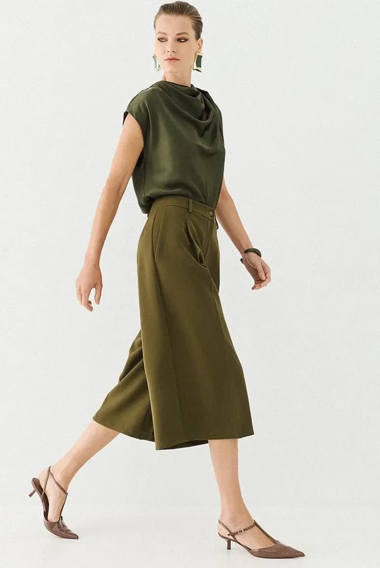 Top in raso con scollo drappeggiato | ACCESS FASHION - 10