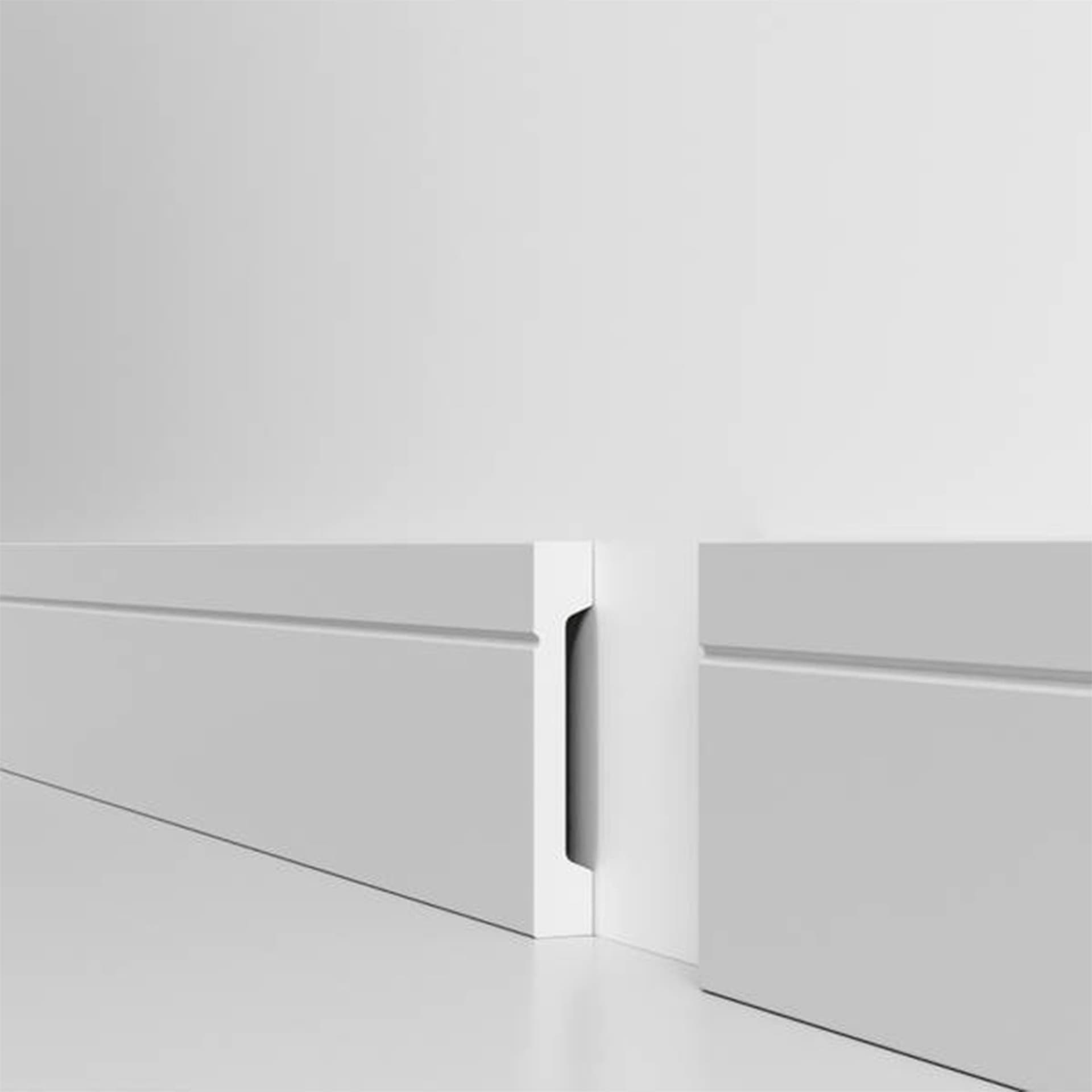 Battiscopa SQUADRATO BIANCO Passacavo ELEGANT 90x15mm in POLIMERI - Polistrutturato (prezzo al metro) - 3