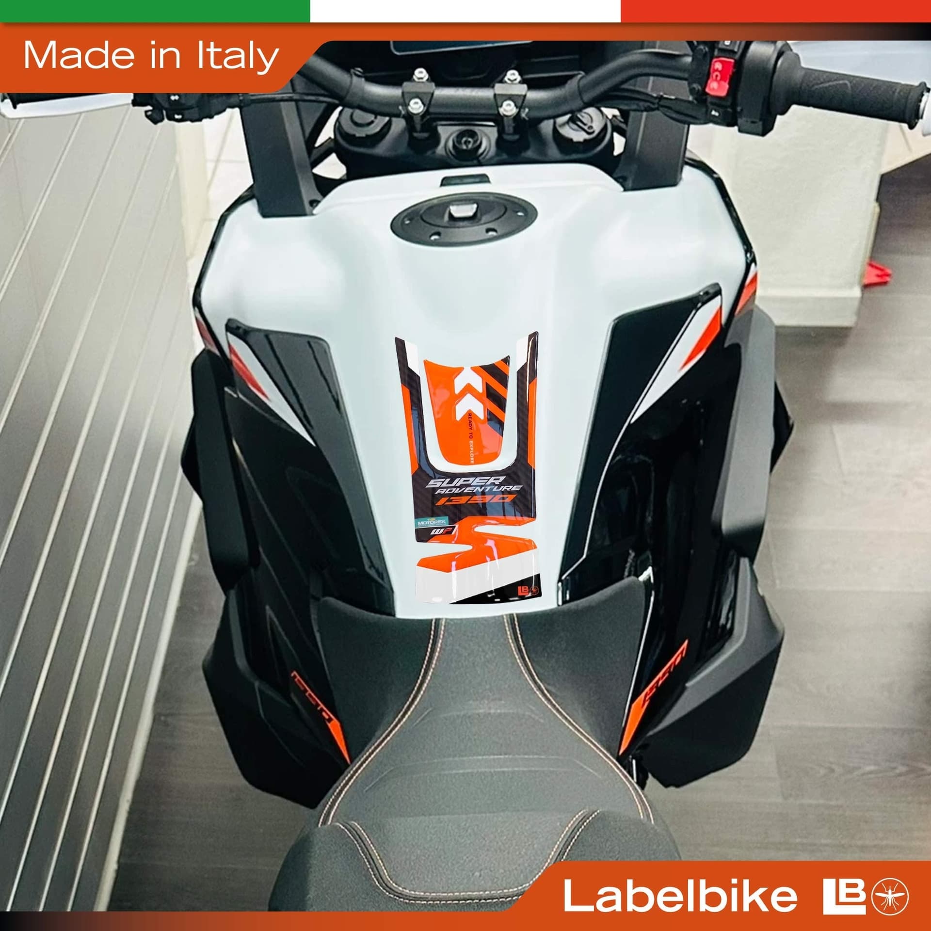 Adesivo Paraserbatoio moto compatibile con KTM 1390 Super Adventure S 2026 - 3