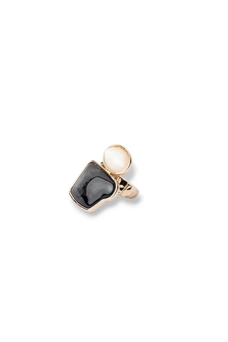 Anello elastico in metallo con due pietre in acrilico bianco | MYA ACCESSORIES - 2
