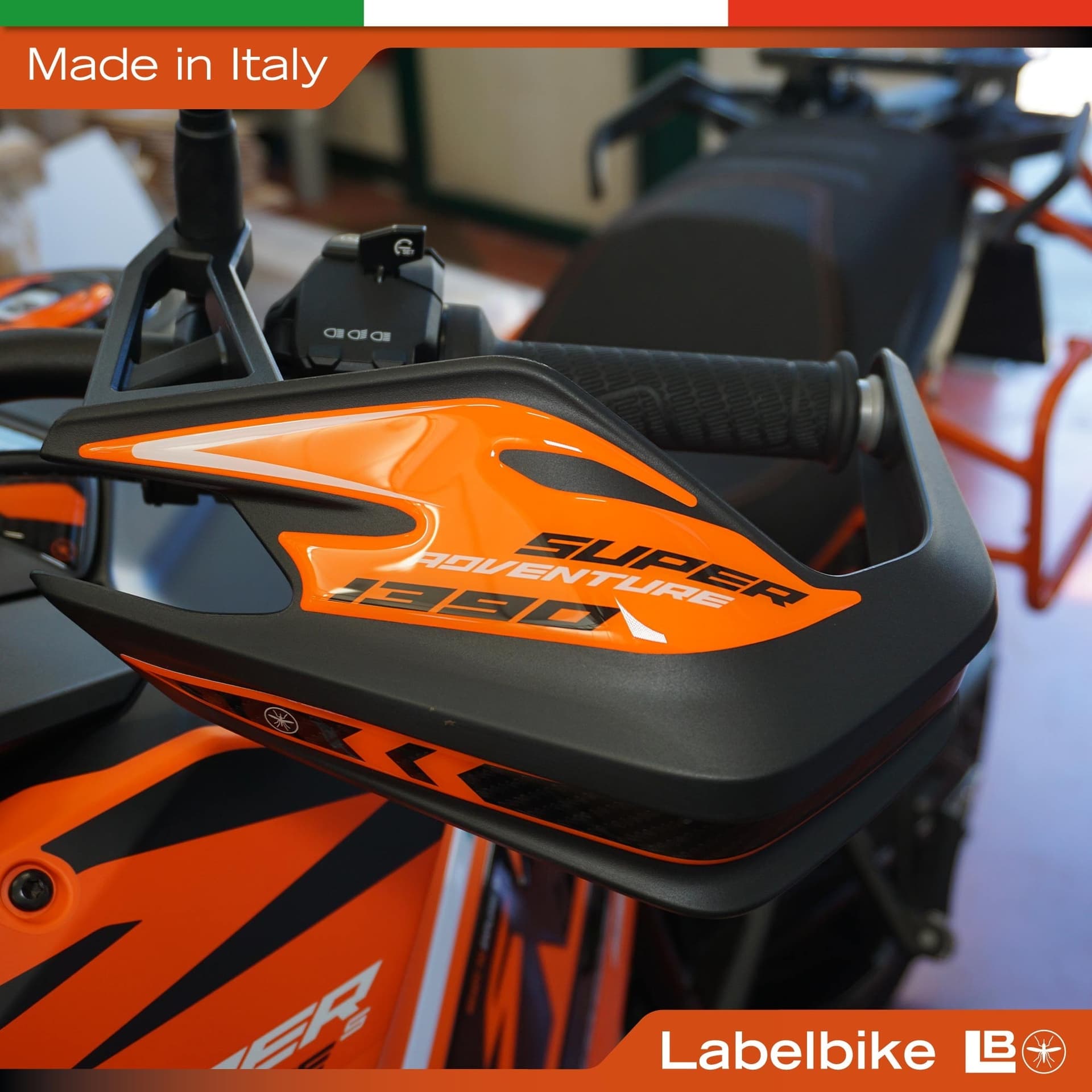 Adesivi 3D Paramani moto compatibile con KTM 1390 Super Adventure S 2026 - 3