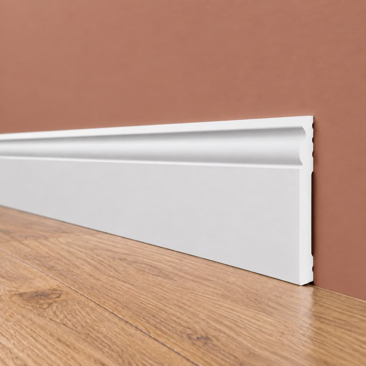 Battiscopa DUCALE bianco basso spessore 120x10mm in POLIMERI - Polistrutturato (prezzo al metro) - 10