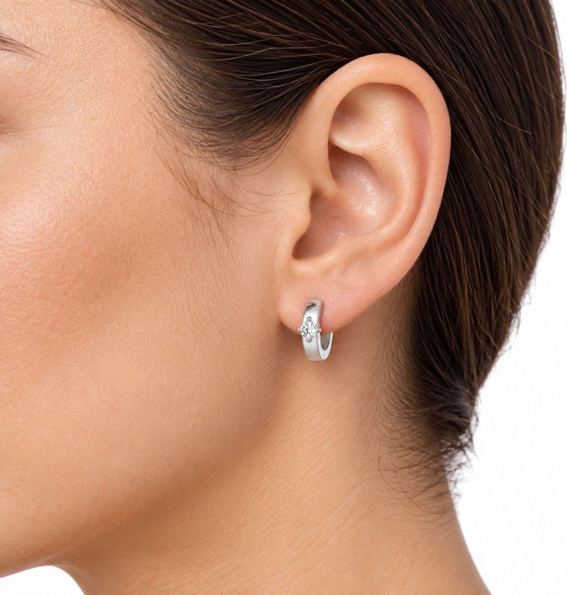 Laura P. - Orecchino hoops zircone bianco - 6