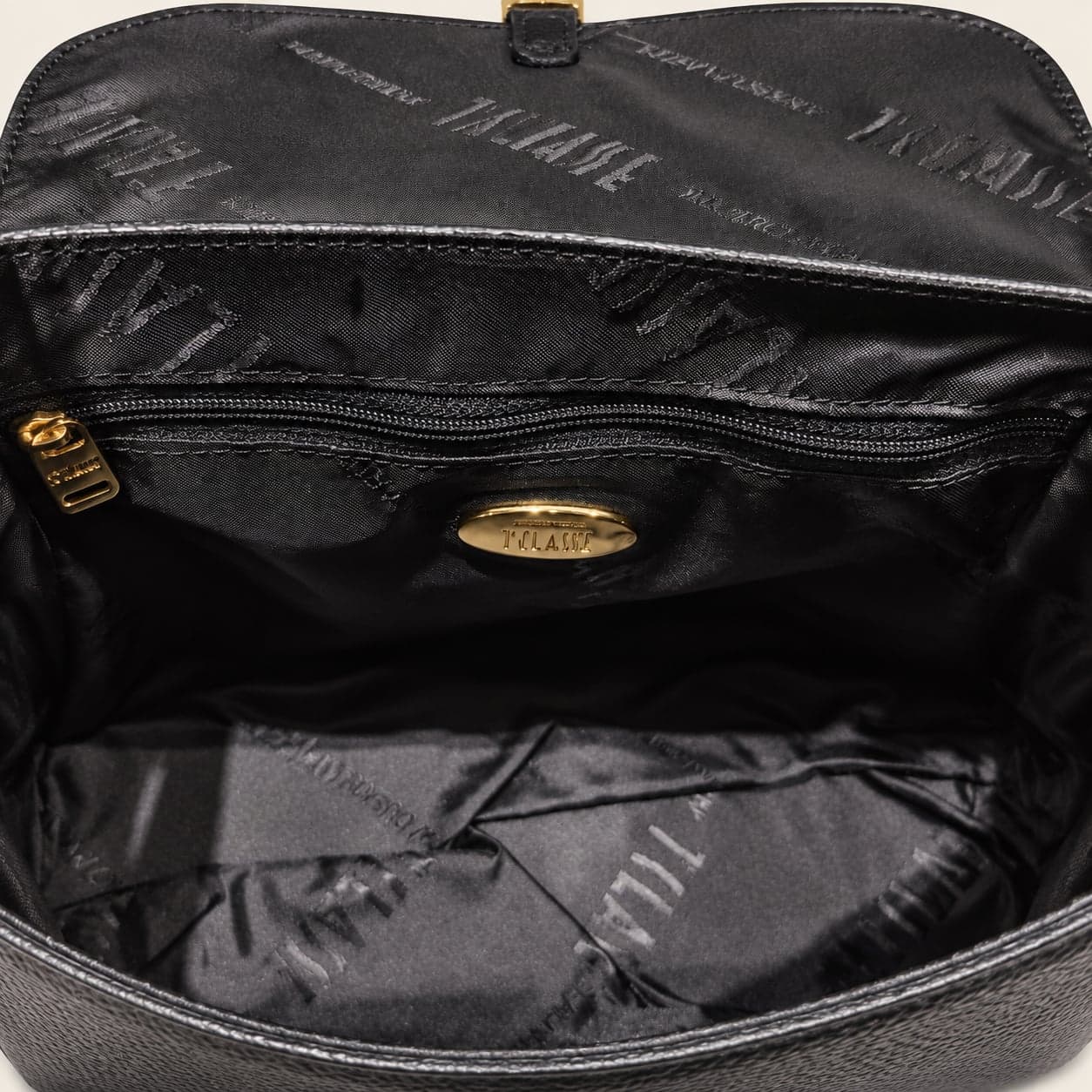 1^ Classe borsa donna sottospalla con patta nero LG35 M630 0001 - 5