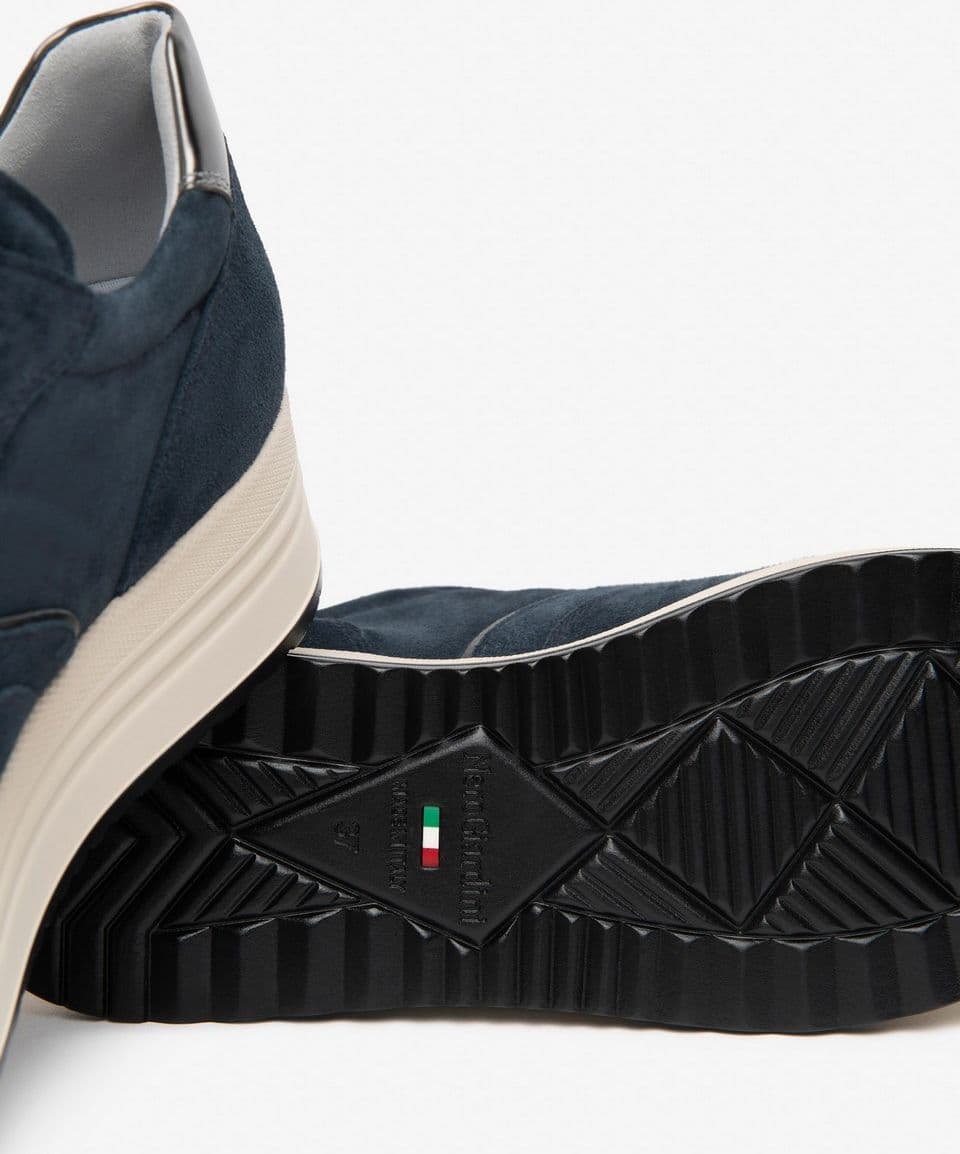 Nero Giardini sneakers da donna in pelle scamosciata incanto blu I617341D207 - 4
