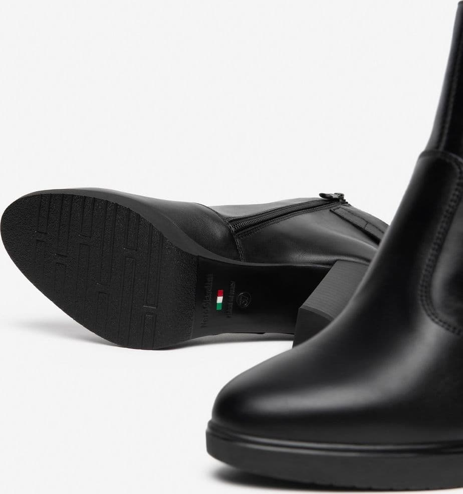 NeroGiardini stivaletti da donna in pelle nero I617270D100 - 4