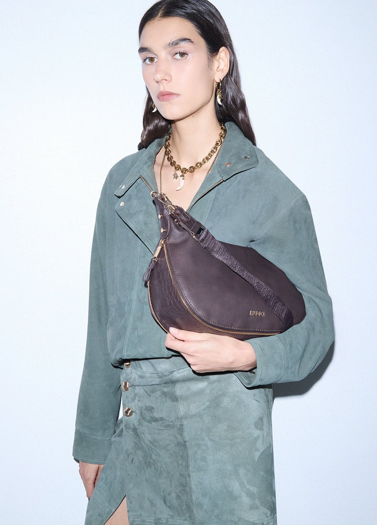 LIU JO  HOBO AF6133-E1142 – DEEP BROWN (91419)