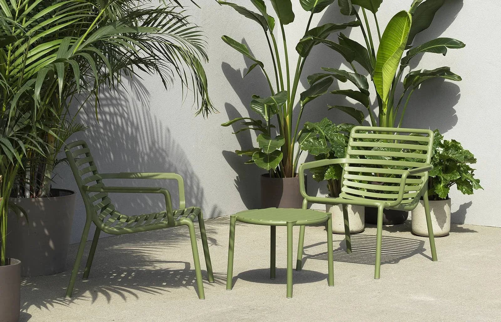 Salottino "Doga Relax" in polipropilene fiber-glass per giardino, bar e ristorante "Made in Italy" - 9
