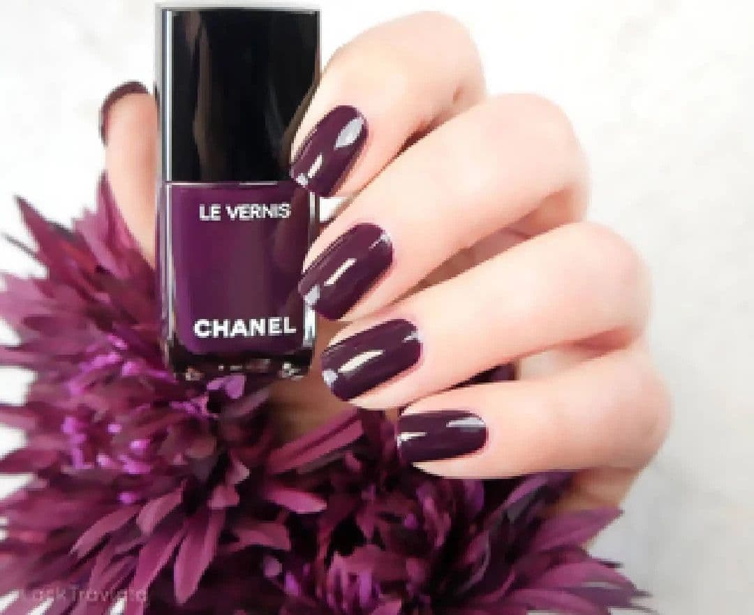 Chanel Le Vernis 628 Prune Dramatique Smalto Unghie 13ml Viola Prugna Brillante - 2