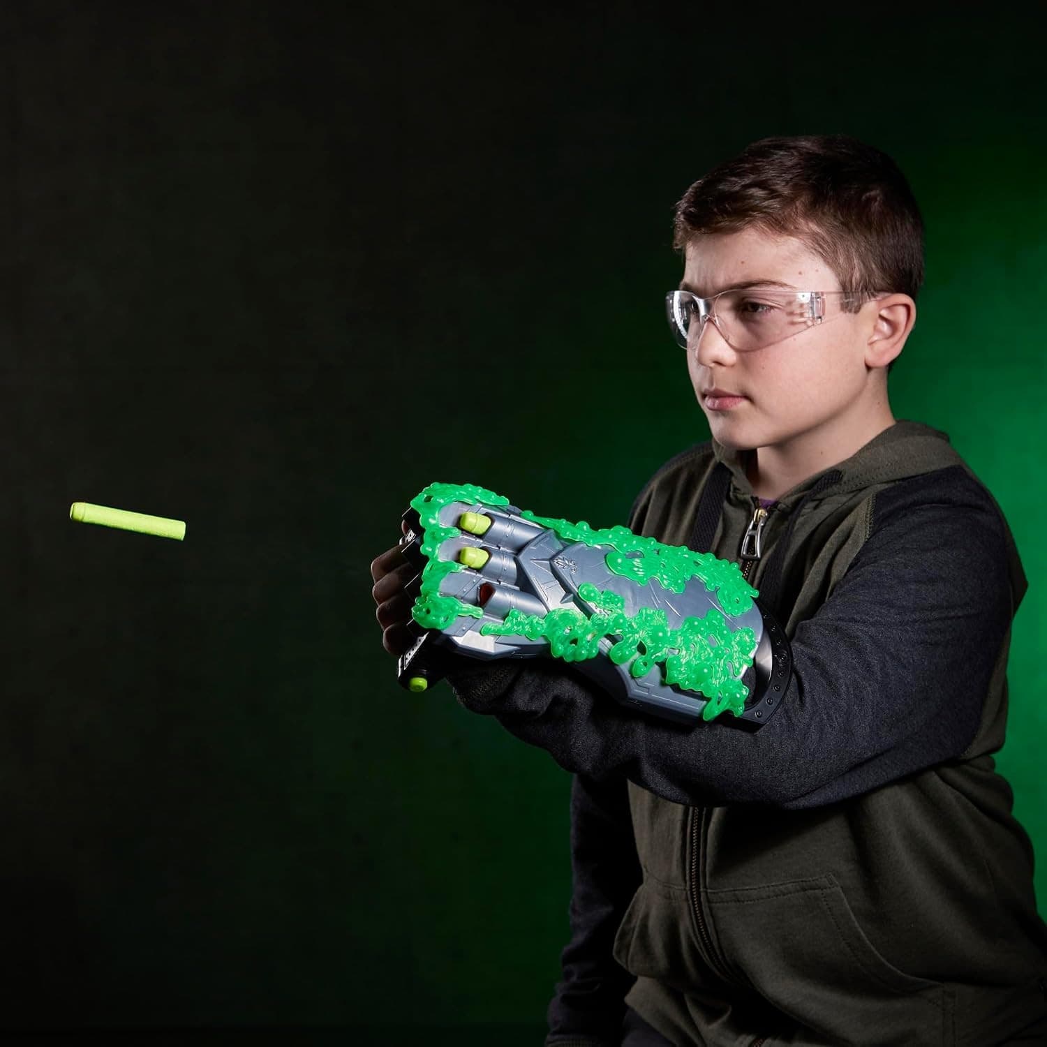 Hasbro - Doomglow Blaster Nerf Dottor Destino - 4