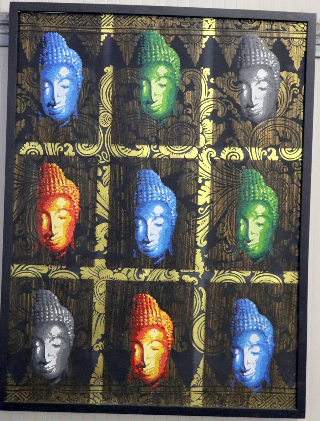 Quadro Buddha Pop Art Dorato – Opera Artigianale Indonesiana per Spa, Yoga e Ambienti Wellness - 2