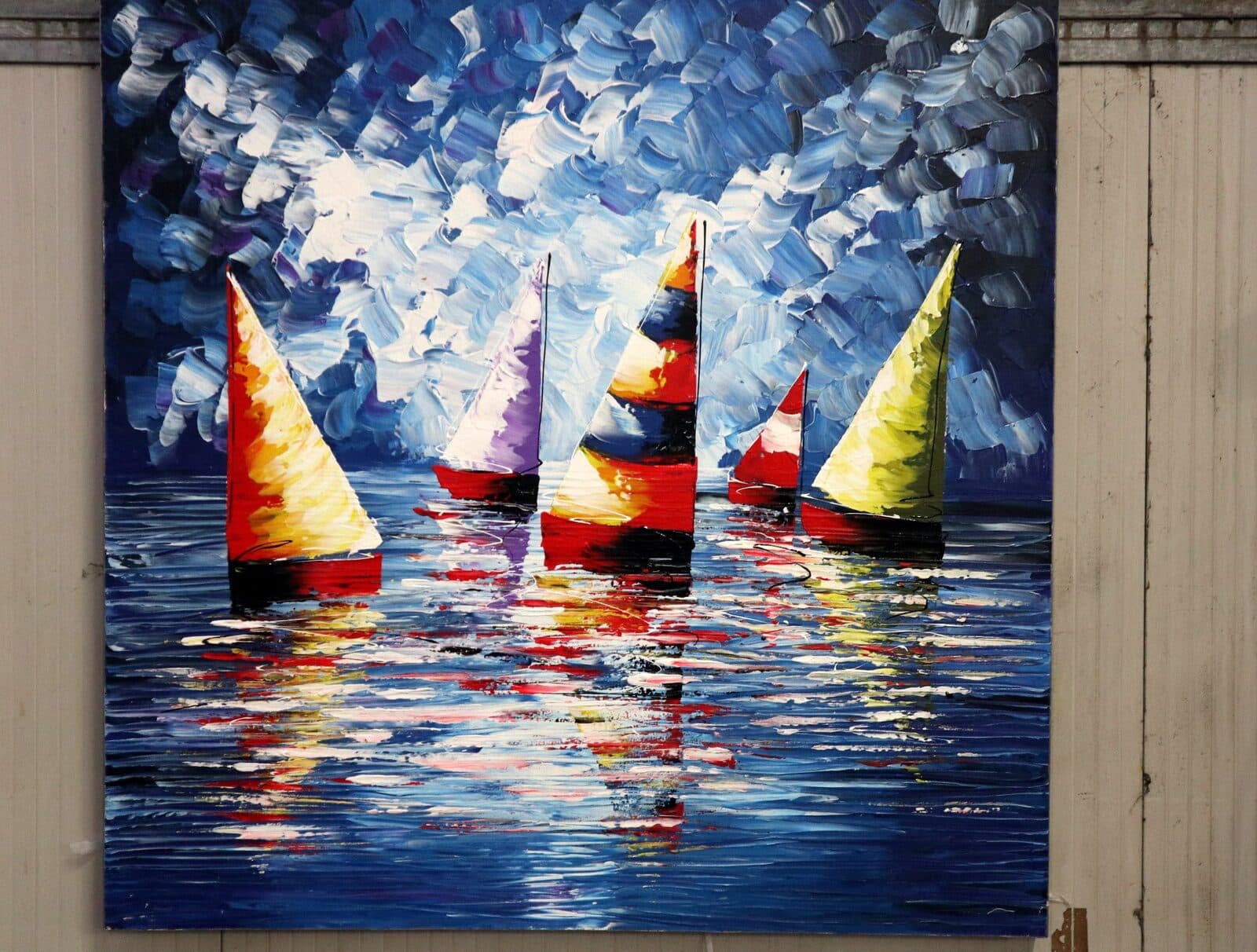 Quadro Vele Colorate su Mare – Dipinto a Mano in Acrilico, Arte Indonesiana per Case Moderne e Ambienti Coastal - 3