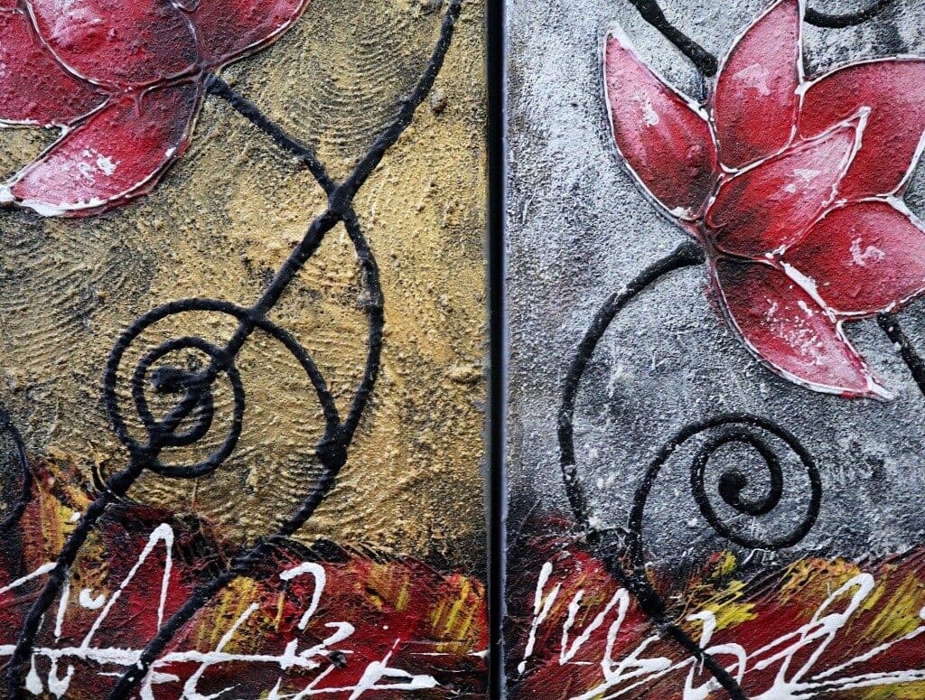 🌺 Quadro Moderno 3 Tele “Red Lotus Harmony” 90x90 cm – Dipinto a Mano in Acrilico Materico su Tela – Arte Indonesiana - 5