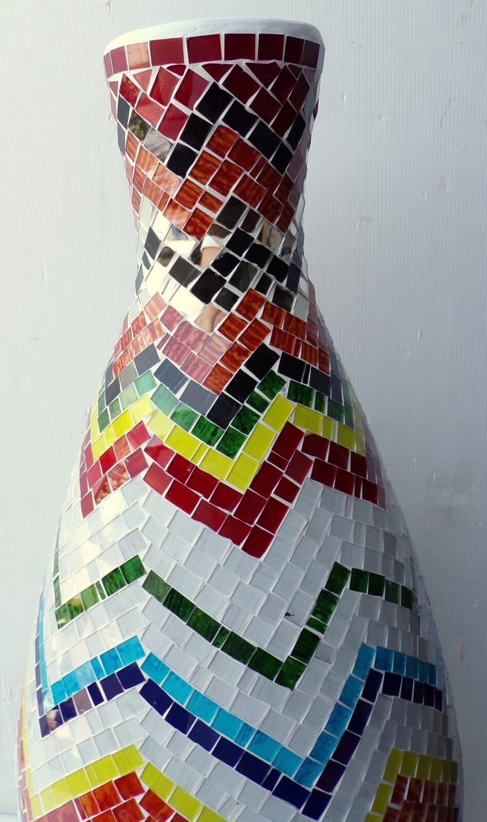 Vaso in ceramica e mosaico di vetro design tipo "missoni" realizzato  a mano cm 30x80 - 2