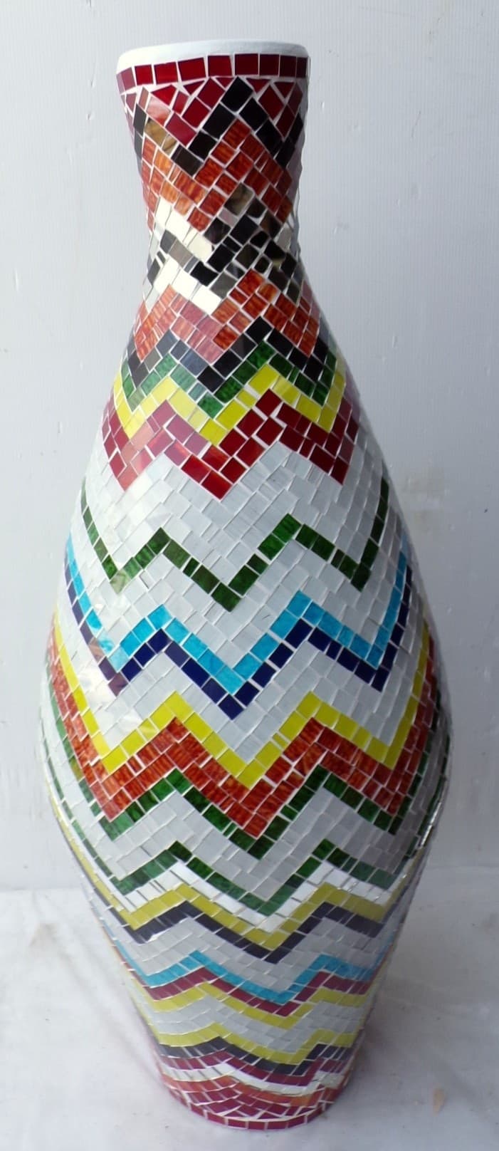 Vaso in ceramica e mosaico di vetro design tipo "missoni" realizzato  a mano cm 30x80 - 5