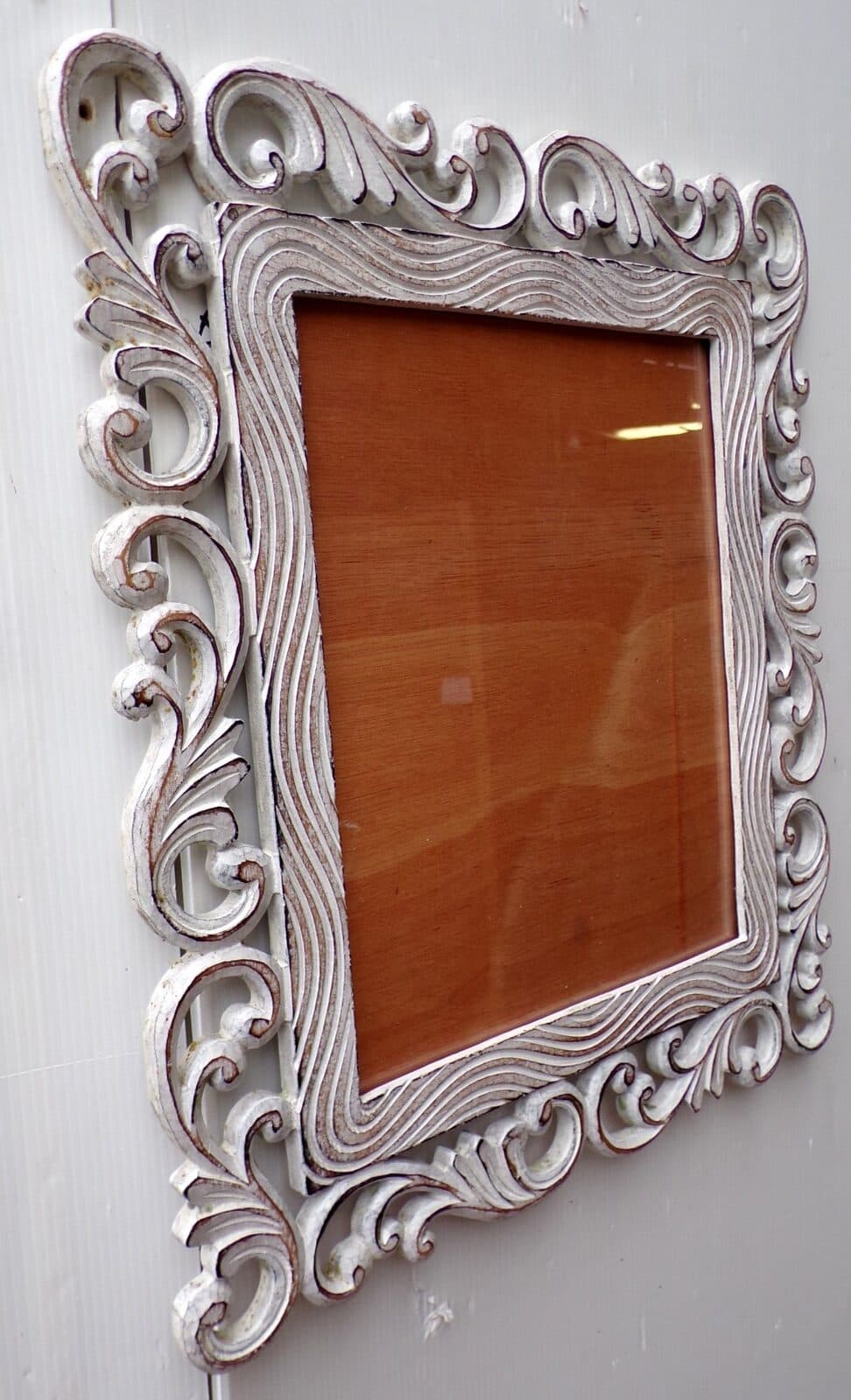 Cornice portafoto barocco in legno mdf bianco decapato cm 35x40 per foto 28x23 - 2