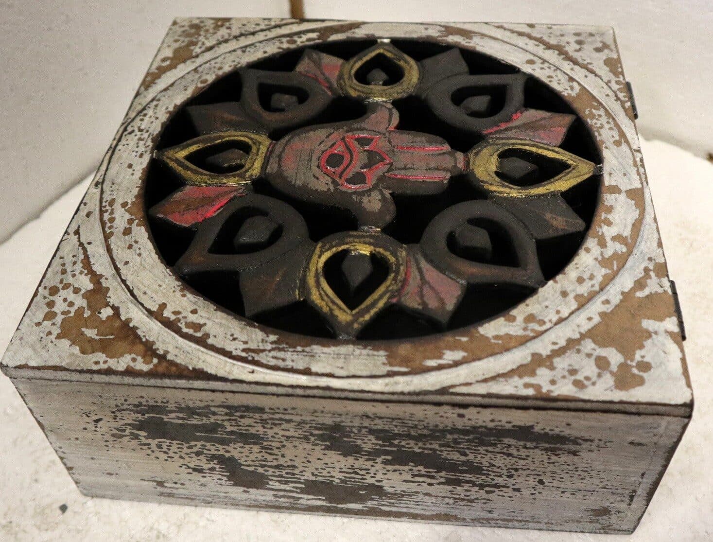 Scatola porta gioie oggetti il legno mano di Fatima  bianca invecchiata industrial - 5