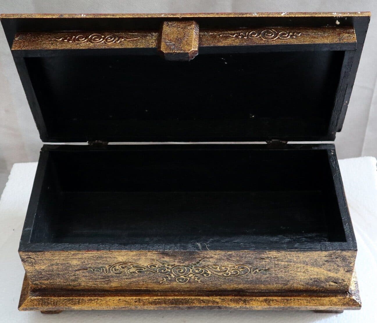 Baule cassapanca in legno di Albesia con volto di Buddha color argento sfondo oro cm 40x20x17 new - 7