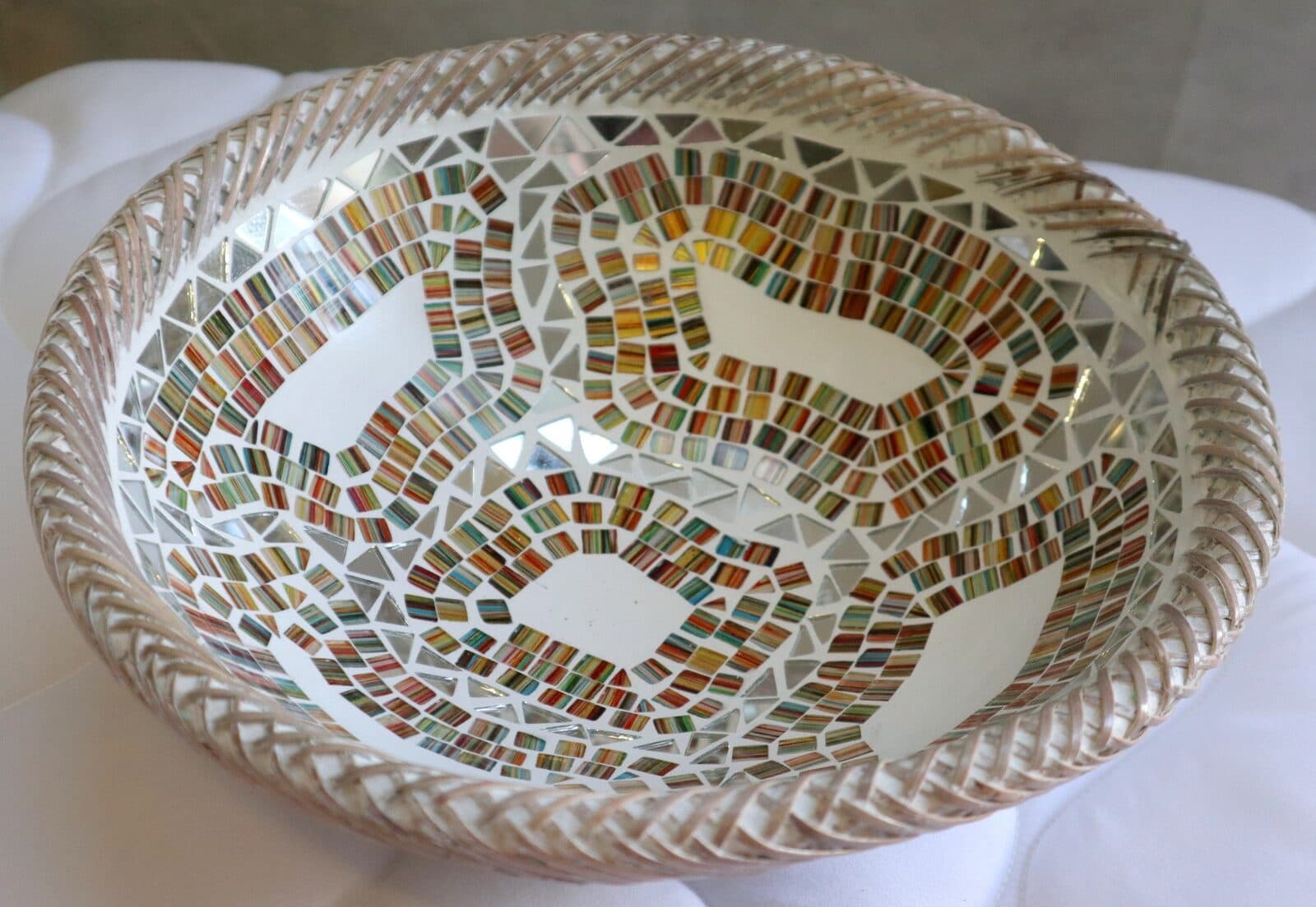 Portagioie o svuota tasche  in terra cotta e mosaico di vetro tonda cm 30x9 - 2
